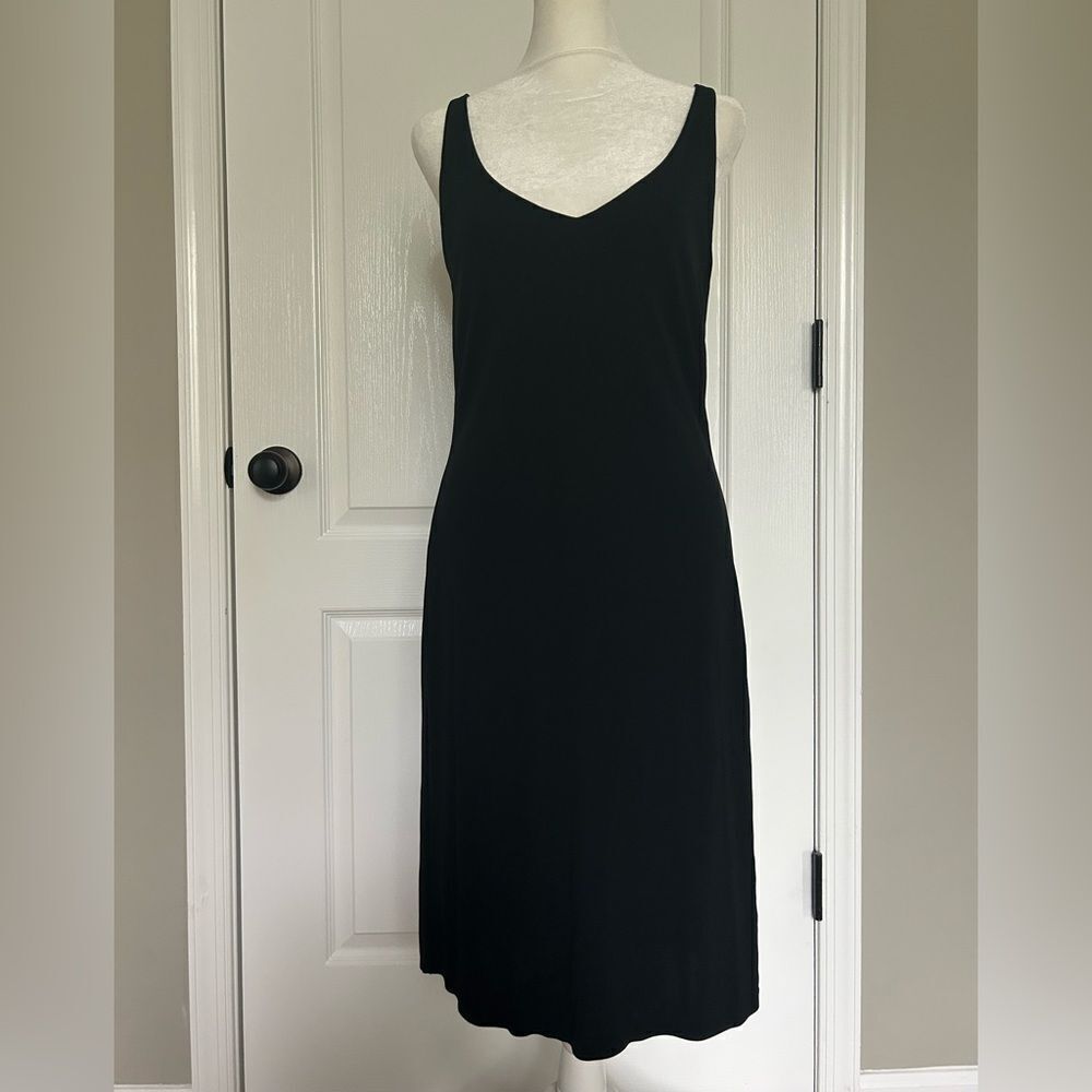 Ralph Lauren Womens Classic Black V-NeckโSleeveless Dress 100% Rayon Size Medium